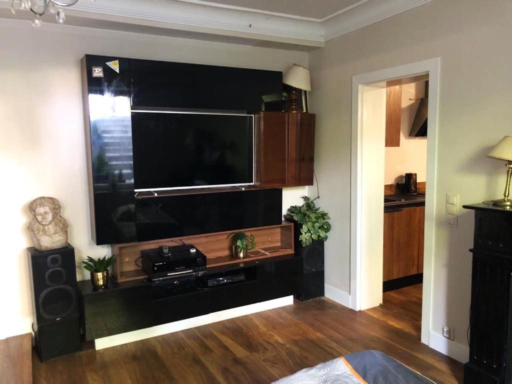 Apartamenty Zacisze 코잘린 외부 사진
