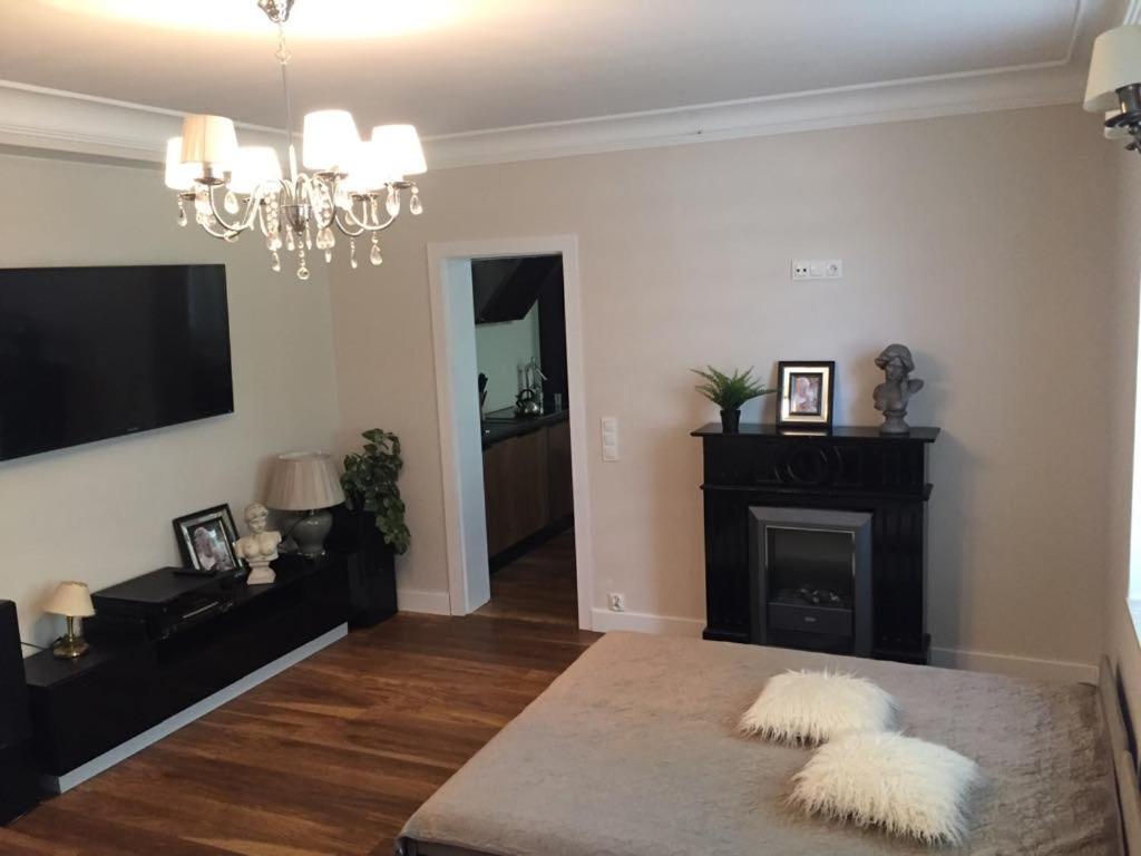 Apartamenty Zacisze 코잘린 외부 사진